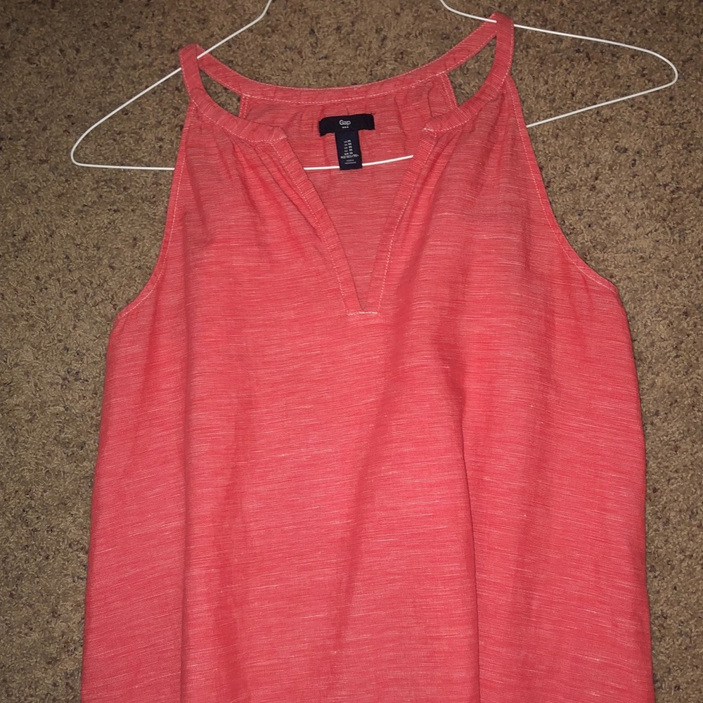 4 tank tops for $25